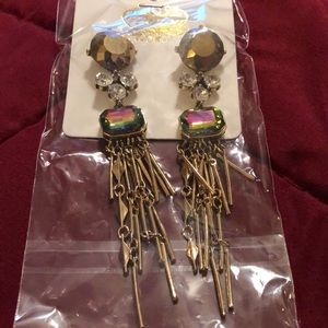Fabulous Mercy earrings $4 or 3 for $10